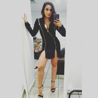 Anitta feet photo thumbnail