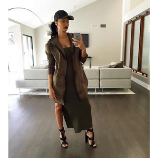 Draya Michele feet photo thumbnail