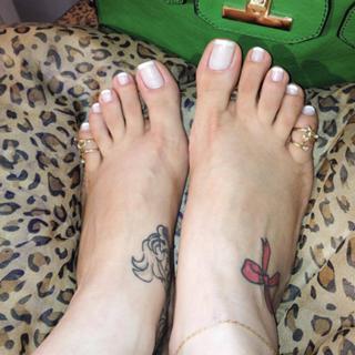 Jaqueline Mello feet photo thumbnail