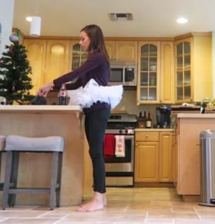 Colleen Ballinger feet photo thumbnail