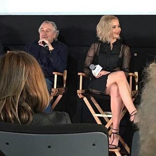 Jennifer Lawrence feet photo thumbnail