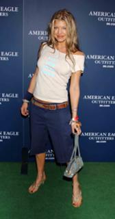 Fergie feet photo thumbnail