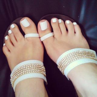 Isa Pes feet photo thumbnail