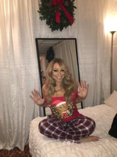 Mariah Carey feet photo thumbnail