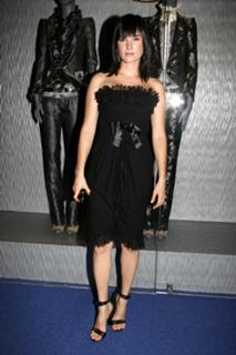 Jennifer Connelly feet photo thumbnail