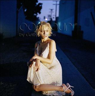 Brittany Murphy feet photo thumbnail