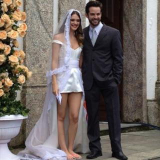 Juliana Paiva feet photo thumbnail
