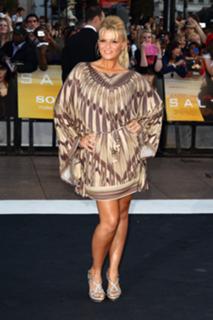 Kerry Katona feet photo thumbnail
