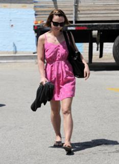 Christina Ricci feet photo thumbnail