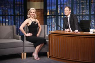 Jennifer Lawrence feet photo thumbnail