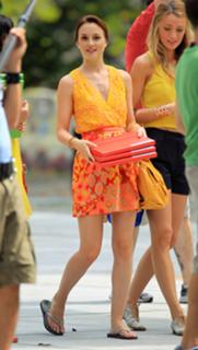 Leighton Meester feet photo thumbnail