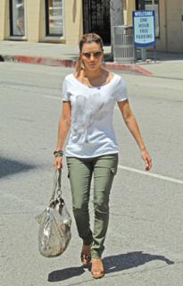 Eva Longoria feet photo thumbnail