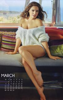 Kelly Brook feet photo thumbnail