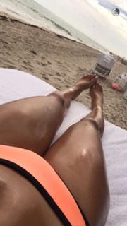 Karrueche Tran feet photo thumbnail