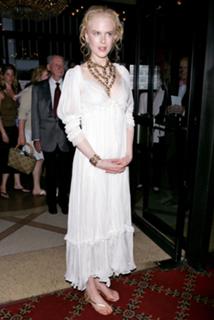 Nicole Kidman feet photo thumbnail