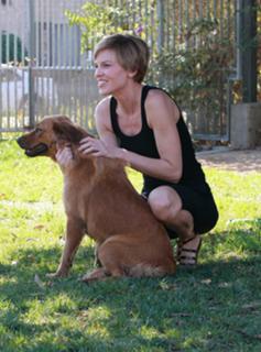 Hilary Swank feet photo thumbnail