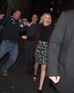 Jennifer Lawrence feet photo thumbnail
