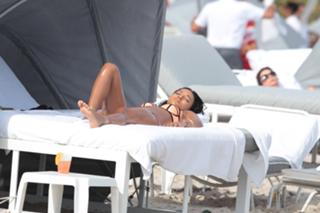Karrueche Tran feet photo thumbnail