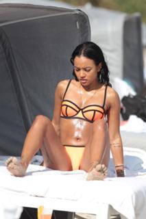 Karrueche Tran feet photo thumbnail