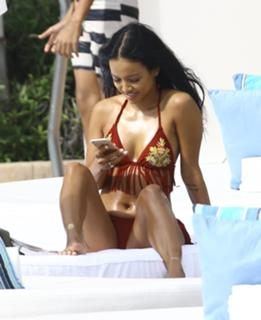 Karrueche Tran feet photo thumbnail