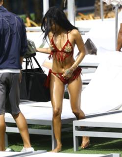 Karrueche Tran feet photo thumbnail