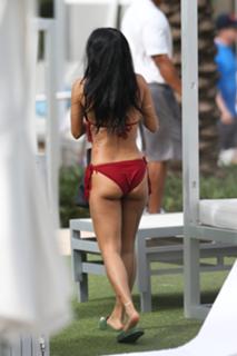 Karrueche Tran feet photo thumbnail