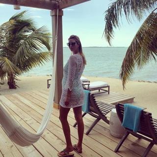 Ivanka Trump feet photo thumbnail