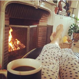 America Ferrera feet photo thumbnail