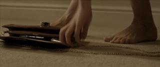 Olga Kurylenko feet photo thumbnail