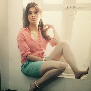 Raai Laxmi feet photo thumbnail