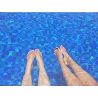 Hadise feet photo thumbnail