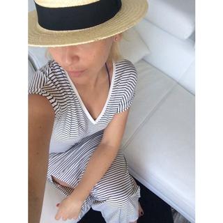 Hadise feet photo thumbnail