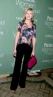 Kirsten Dunst feet photo thumbnail