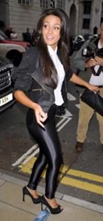 Michelle Keegan feet photo thumbnail