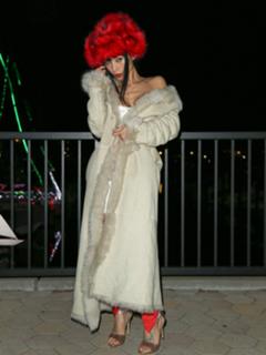 Bai Ling feet photo thumbnail