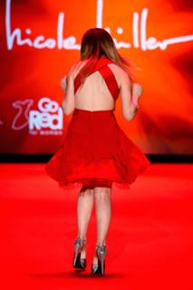 Jennette McCurdy feet photo thumbnail