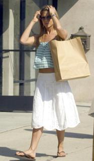 Jennifer Aniston feet photo thumbnail