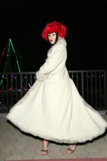 Bai Ling feet photo thumbnail