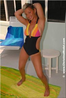 Christina Model feet photo thumbnail
