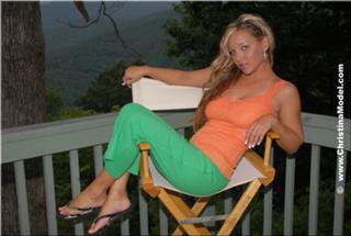 Christina Model feet photo thumbnail