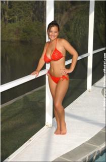 Christina Model feet photo thumbnail