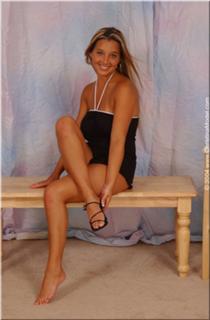 Christina Model feet photo thumbnail