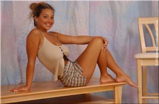Christina Model feet photo thumbnail