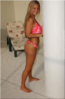 Christina Model feet photo thumbnail