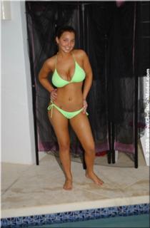 Christina Model feet photo thumbnail