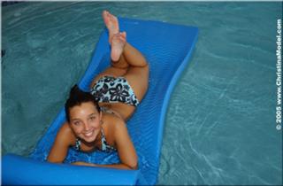 Christina Model feet photo thumbnail