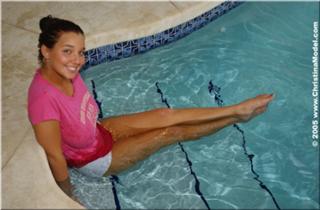 Christina Model feet photo thumbnail
