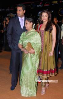 Aishwarya Rai Bachchan feet photo thumbnail