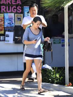 Lea Michele feet photo thumbnail