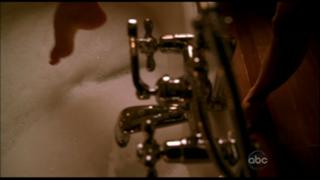 Stana Katic feet photo thumbnail